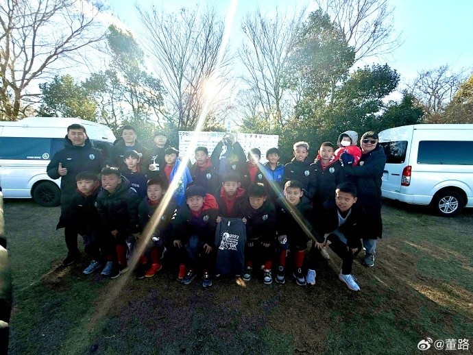  8戰(zhàn)全勝奪日本杯賽冠軍！中國(guó)足球小將發(fā)布感謝信