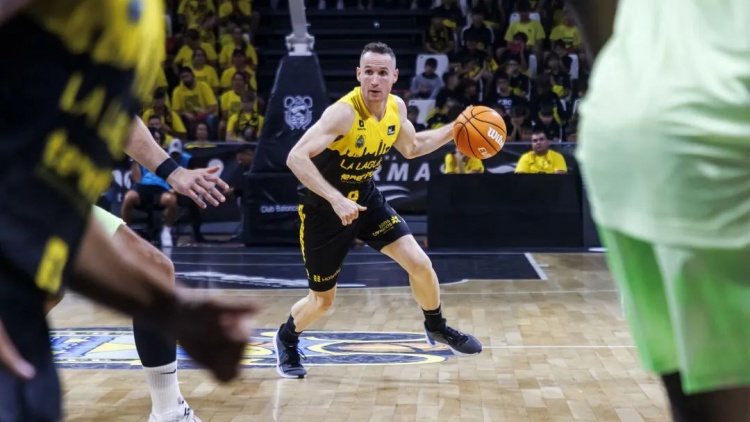  NBA初代老六，42歲進(jìn)入生涯巔峰？！