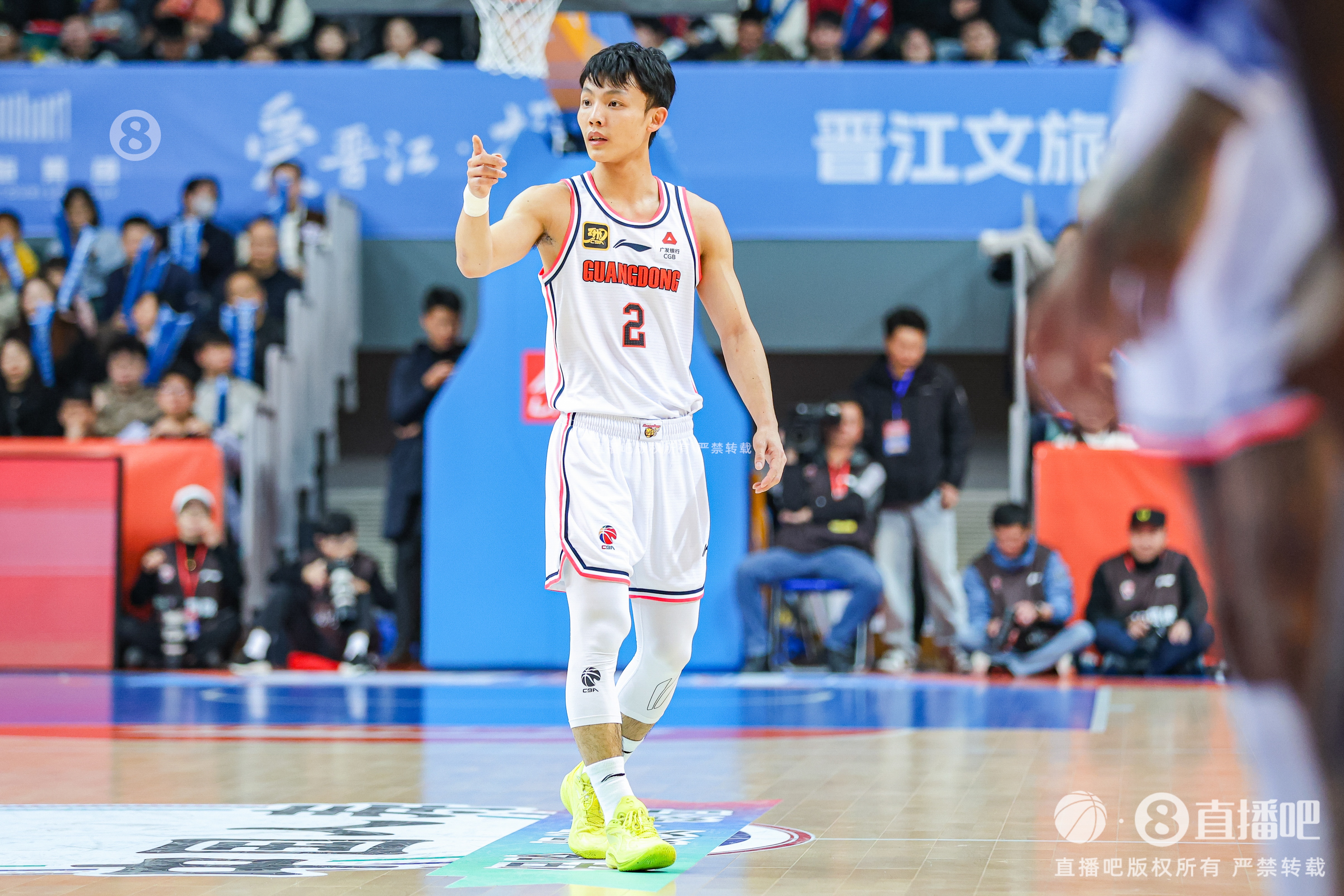  徐杰：身高不是打籃球的唯一標準 努力、勤奮、自律也是天賦
